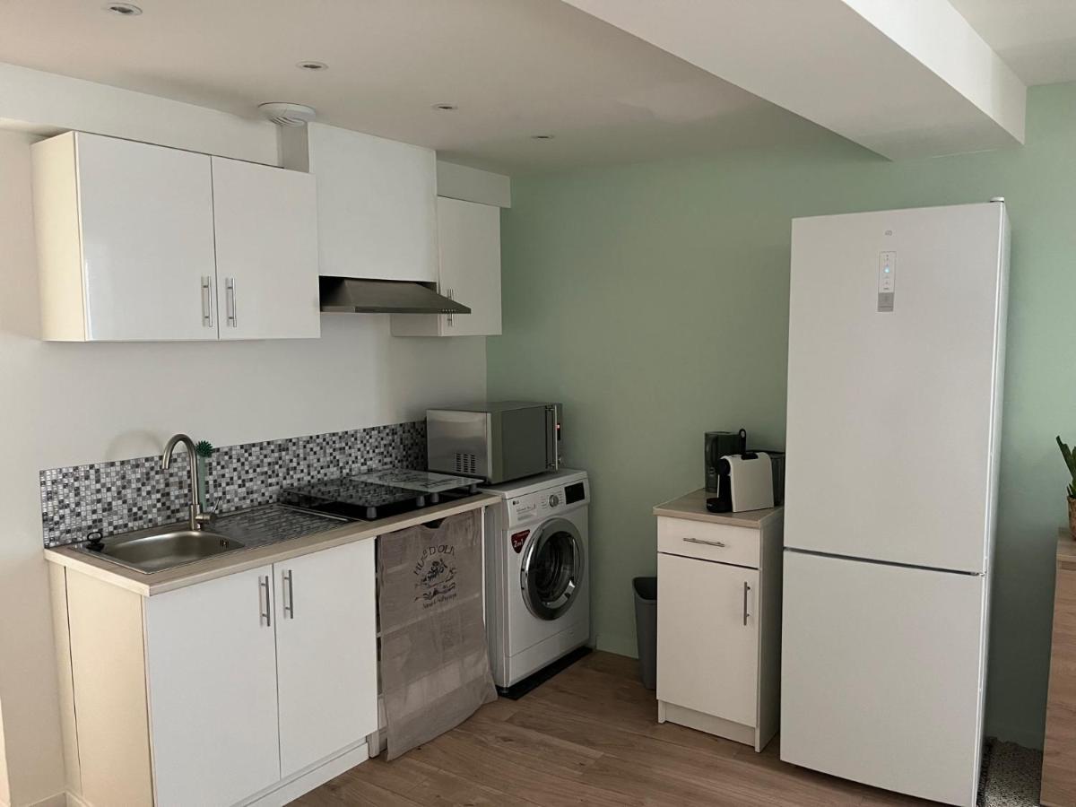 Studio 30m2 Rue piétonne Coeur de Hyères Exterior foto